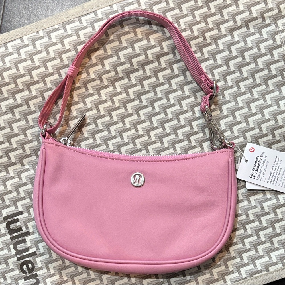 LULULEMON CITY ESSENTIALS MINI SHOULDER BAG in PINK FROSTING NWT